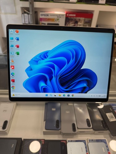 Microsoft surface pro - pro, 8